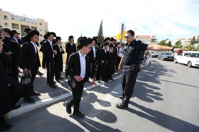 אילוסטרציה, למצולמים אין קשר לכתבה