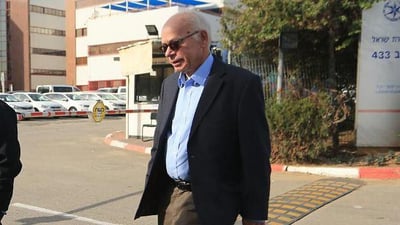 רגב ומוזס, היום במשטרה