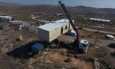 פינוי המבנים