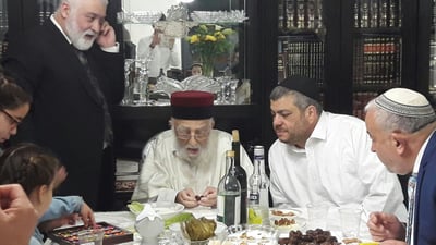 הגר"י מאמן חוגג את המימונה