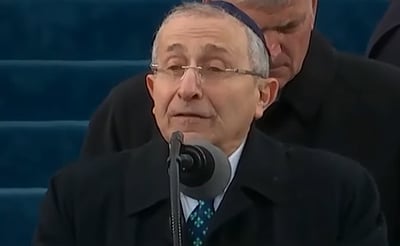הרב מרווין האייר חושף: כך איוונקה טראמפ מגיעה לבית הכנסת