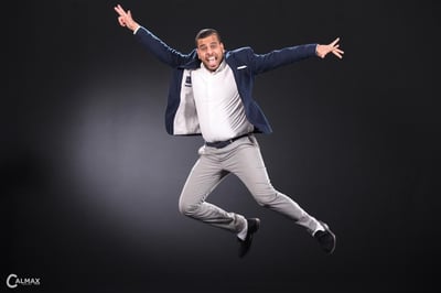 שרולי ברונכר מארח את נריה אנג'ל  - "יותר טוב"