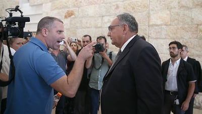 פרופ' רוטשטיין עם אחד ההורים