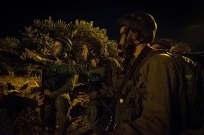 חיילים בפעולה, ארכיון