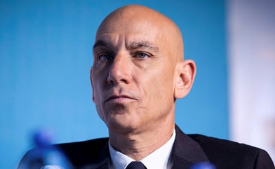 אלוף בן, עורך "הארץ"