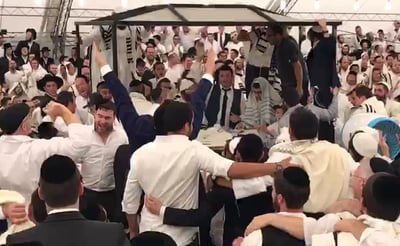 צולם ע"י גוי: רגע השיא מראש השנה באומן