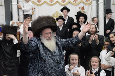שמחת בית השואבה בחצר ספינקא • תיעוד