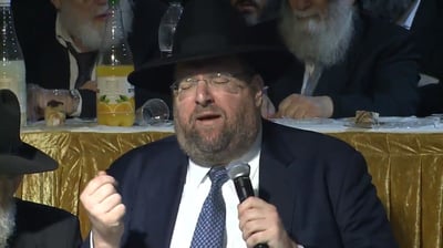 שלמה יהודה רכניץ בשיר חדש: 'מזמור לתודה'