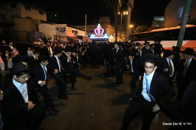 השמחה ברחובות בני ברק