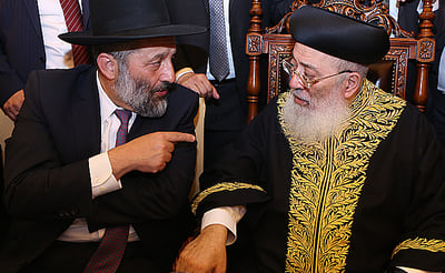 הראשל"צ הגר"ש עמאר ואריה דרעי