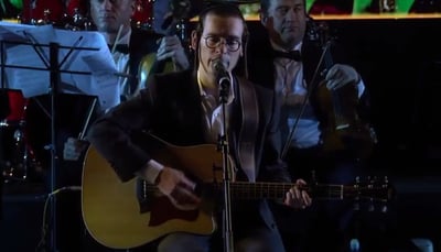 דודי קנאפלער בביצוע לייב - "מי יודע" • צפו