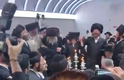 חתונה לבן המשפיע הרב מוטה פרנק • צפו