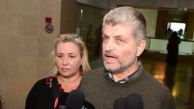 הורי החייל בועז ולבנה בבית המשפט בבאר שבע