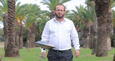 ישראל שטרן בקטע אינסטרומנטלי ייחודי - "טראמפ"