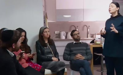 צפו: החרדים שמתפקדים למפלגות חילוניות