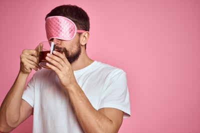 רשימת הדברים שגורמים לשינה שלכם להיות פחות טובה