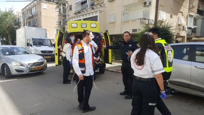 כונני הרפואה ליד מקום הנפילה