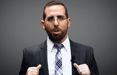 הרב עמיהוד סלומון עם דקה לחג הפסח • צפו