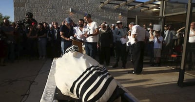 מיטת הרב ז"ל , הצהריים
