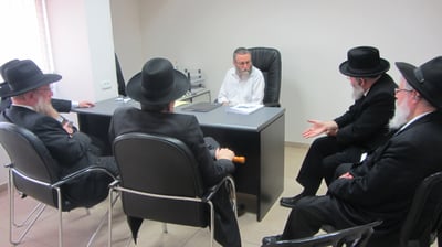 הפגישה עם גפני