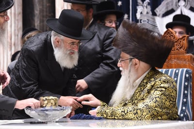 עם האדמו"ר