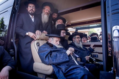 הראב"ד והאדמו"ר בשיירה