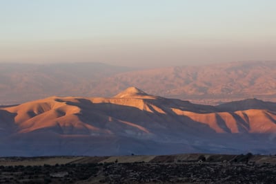 הר סרטבא בעמק הירדן