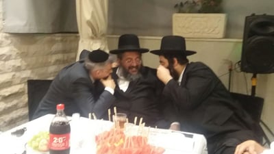 הרב אברג'ל עם פרוש