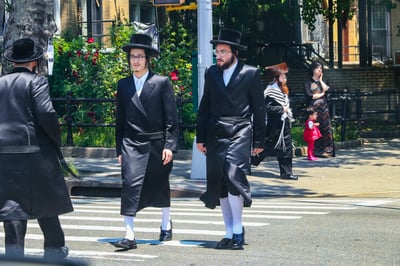 חסידים בבורו פארק