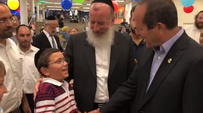 כשדייטש ג'וניור נפגש עם ניר ברקת • צפו