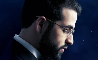 הזמר יוני Z בקליפ בכורה: "אודה" • צפו