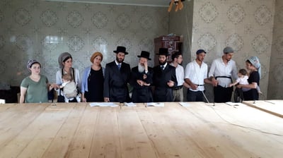 האדמו"ר ובני המשפחה