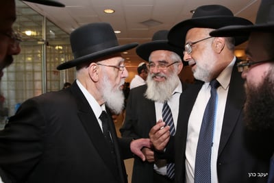 נשיא המועצת הגר"ש כהן בשמחה
