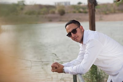 ישראל צוברי בסינגל חתונות: 'אש ברחבה'