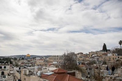 ירושלים מעוננת, אתמול
