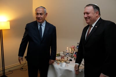 נתניהו ושר החוץ האמריקני הדליקו נר חנוכה