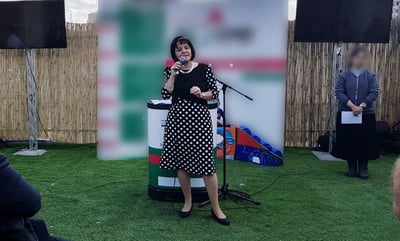בלוך במוסד החינוכי, אמש