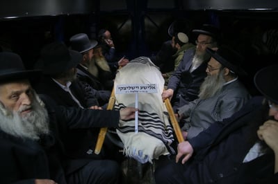 אחר מיטתו: נפרדים מהרב אלישע וישליצקי זצ"ל