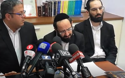 ניתאי ונתן כדורי מדברים