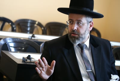 נשיא ביה"ד הגר"ד לאו