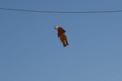 מאה שערים, דקות לפני כניסת השבת