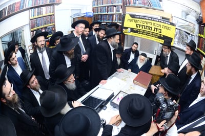 "עכשיו מתברר לנו שזה צער גם למרן שר התורה" - הגאון רבי חזקיהו יוסף מישקובסקי