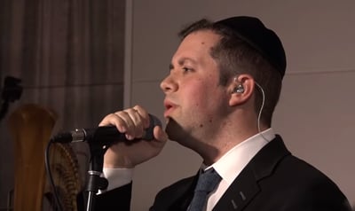 שמחה ליינר במחרוזת חופה מרגשת • צפו