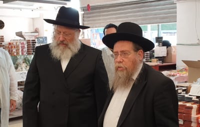לראשונה בבני ברק: שני רבנים, שתי דרשות ובית כנסת אחד