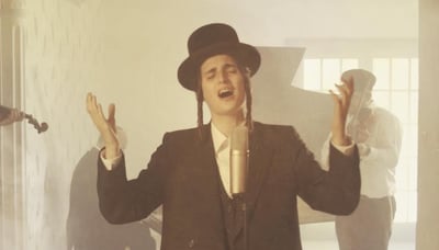 מוטי שטיינמץ בקליפ מרגש: יהא רעווא קדמך