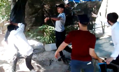 הערבים נקטו באלימות, המשטרה עצרה את בחורי הישיבה