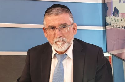 שר הדתות יצחק וקנין