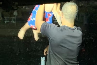 כלי שיט שמנועו נדם במפרץ אילת - חולץ