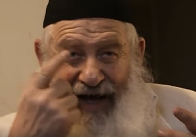 הרב אורי זוהר חוזר: "הנה אני עושה סרט - ומרגיש מת" • צפו