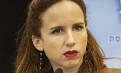 סתיו שפיר